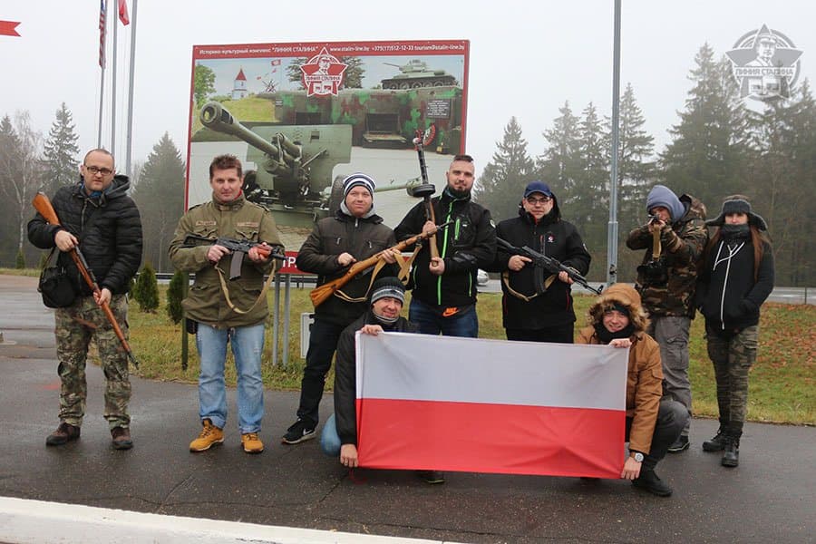 Goście z Polski w &quot;Linii Stalina&quot;