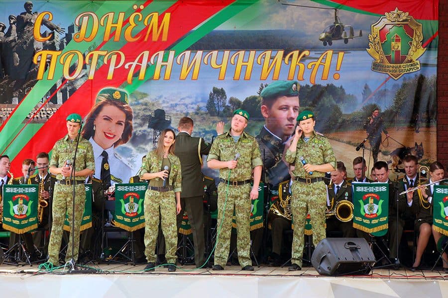 День пограничника на «Линии Сталина»