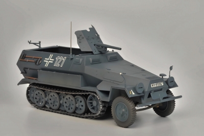 Sd.Kfz. 251 &ndash; a running copy at the Stalin Line