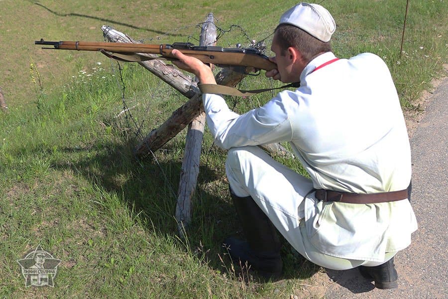 Трёхлинейная винтовка образца 1891/10 гг. на ИКК «Линия Сталина»