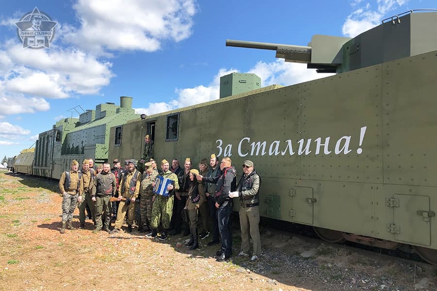 «Ночные волки» на «Линии Сталина»